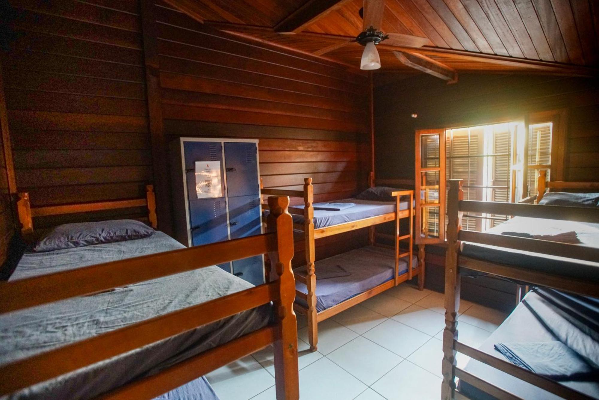 Hostel Capricornio Carcara Карагуататуба Экстерьер фото