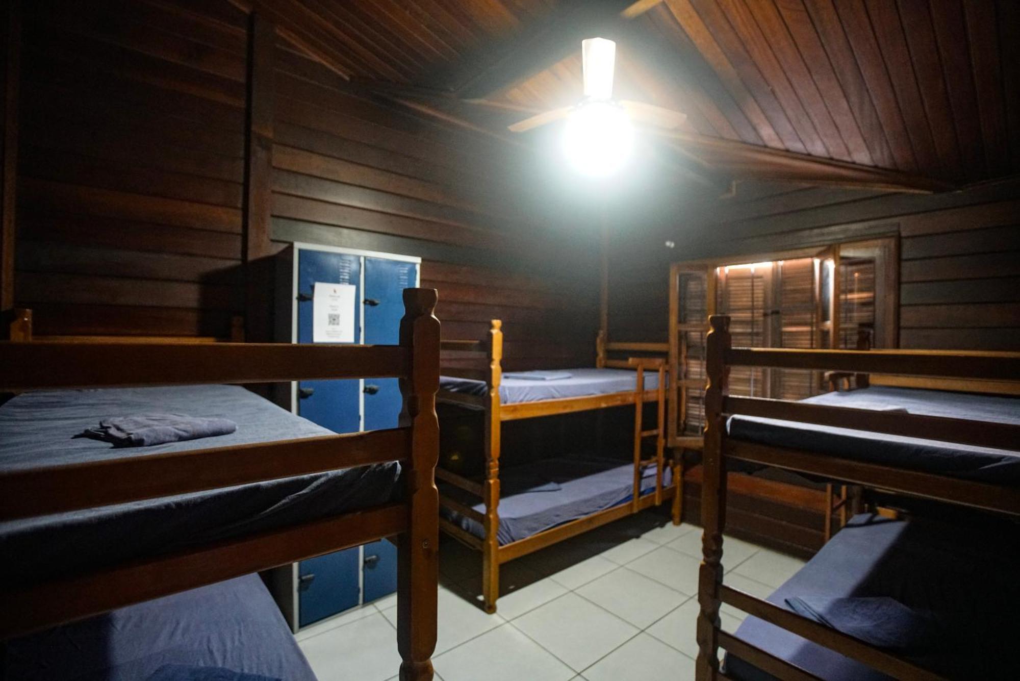 Hostel Capricornio Carcara Карагуататуба Экстерьер фото